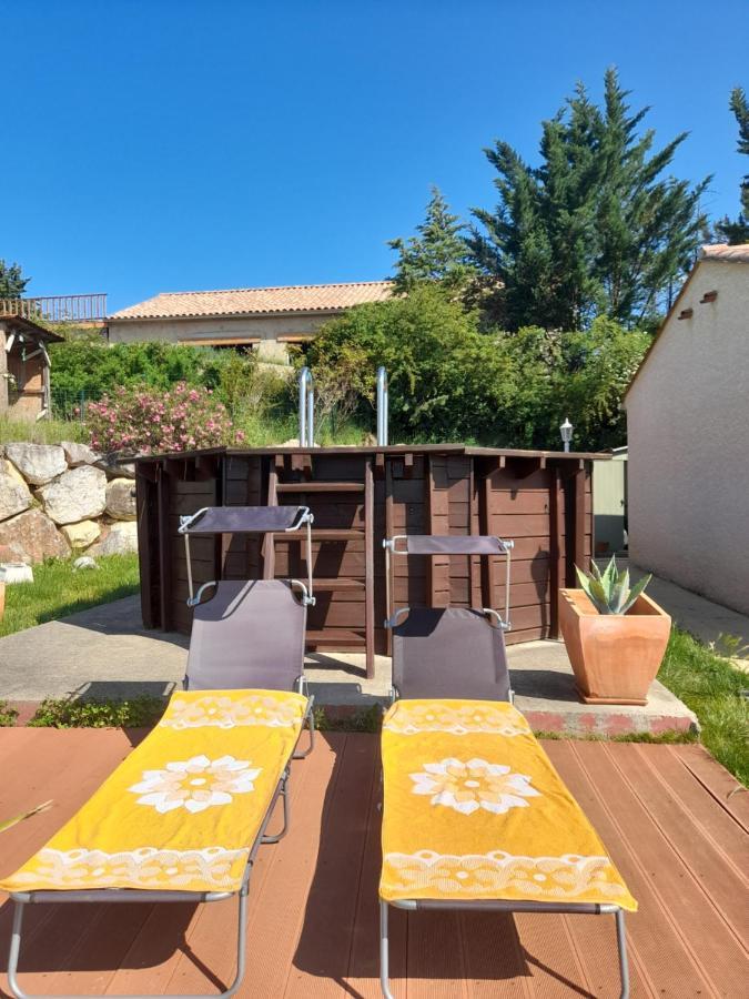 Bed and Breakfast Chez Bernard Et Rosina Esperaza Екстер'єр фото