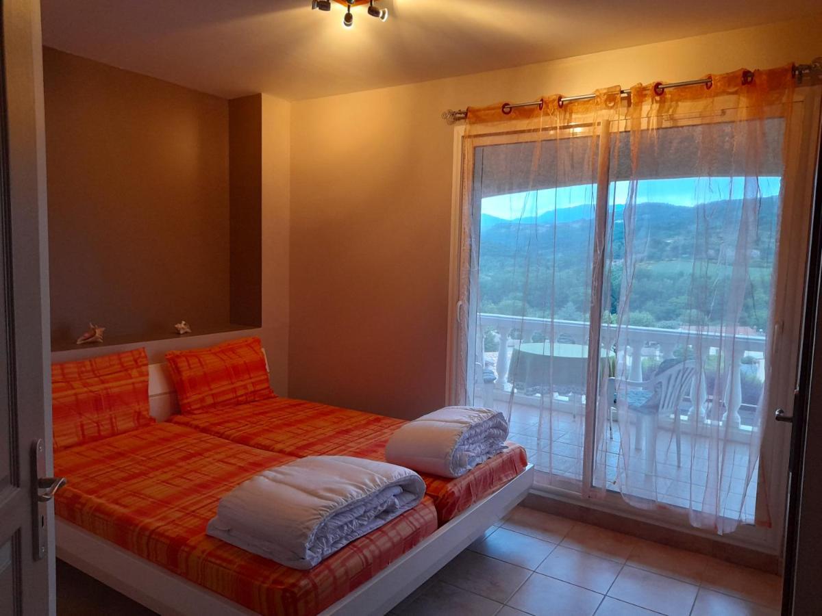 Bed and Breakfast Chez Bernard Et Rosina Esperaza Екстер'єр фото